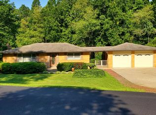 1955 White Gravel McDaniel Rd, Minford, OH 45653