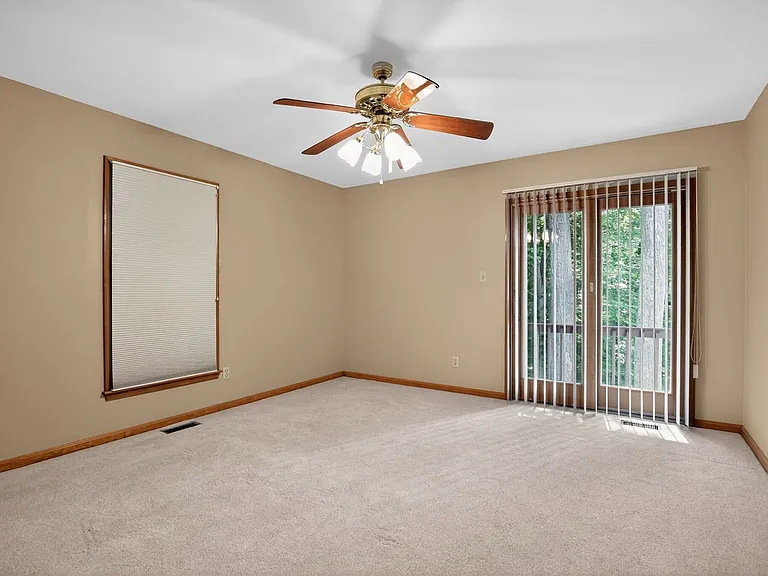 3523 Hilltop Dr — Photo 11