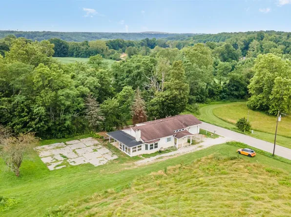 3275 White Oak Valley Rd, Georgetown, OH 45121