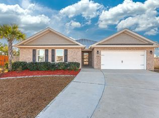 370 Merlin Ct, Crestview, FL 32539