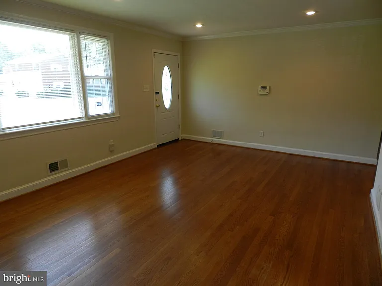 4901 Braymer Ave — Photo 10