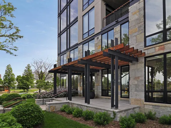 301 Kenwood Pkwy APT 101, Minneapolis, MN 55403