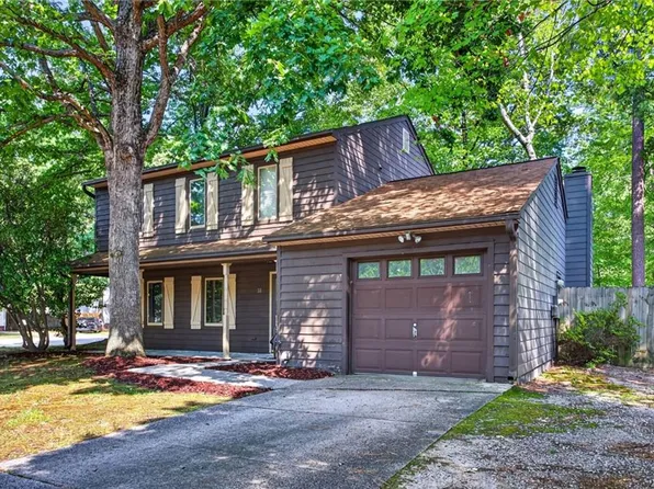 10 Redcedar Way, Newport News, VA 23608
