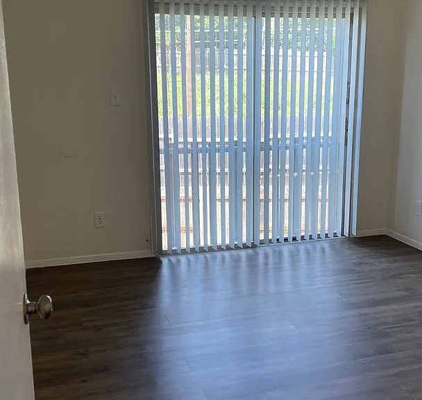 1705 Coronado Hills Dr #B — Photo 9