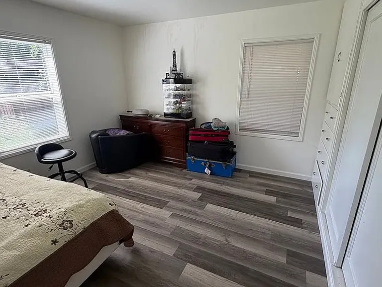 2036 Country Club Blvd — Photo 6