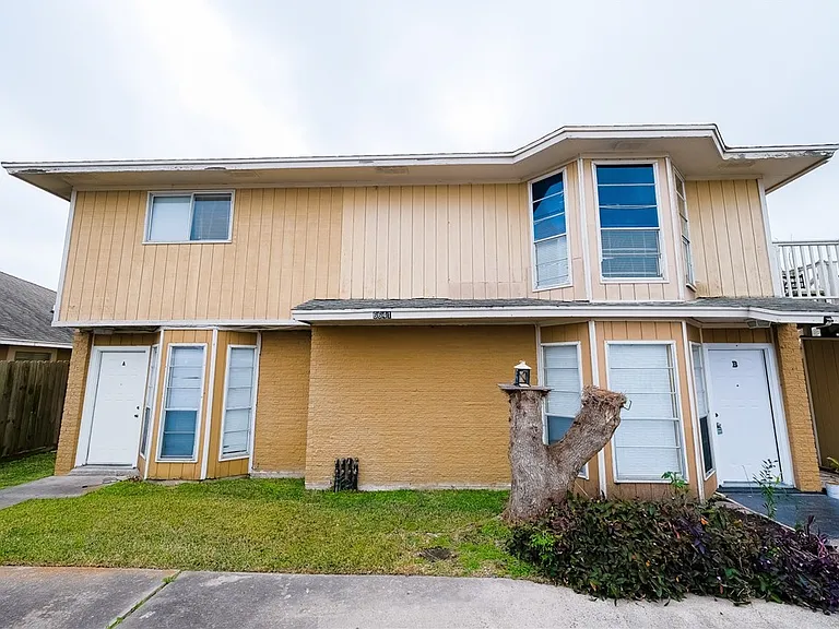 6641 Rhine Dr #B — Photo 1
