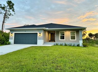 111 Opal Dr, Rotonda West, FL 33947