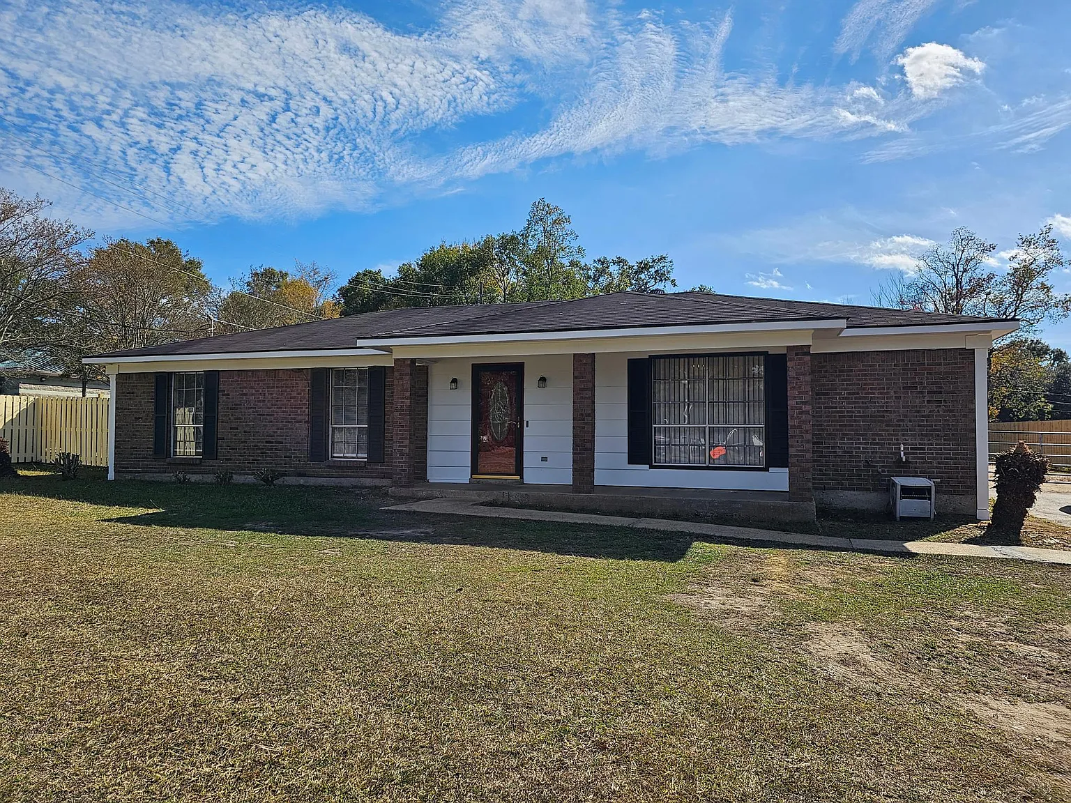 3 bed, 1500 sqft, $1,785 — Photo 2