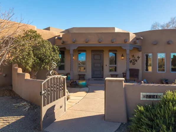114 Veronica Ct, Corrales, NM 87048
