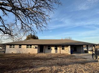425 4th St, Velma, OK 73491