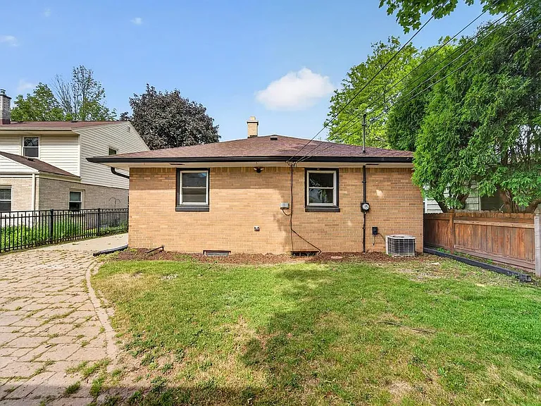 5554 N Navajo Ave — Photo 17