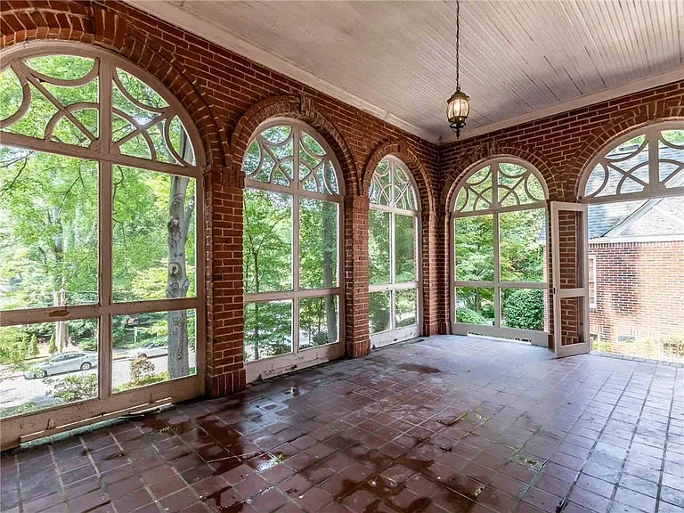 1681 E Clifton Rd NE — Photo 45