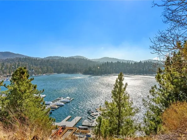 1430 Sequoia Dr, Lake Arrowhead, CA 92352