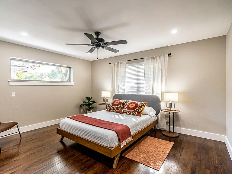 6621 Walnut Hill Ln — Photo 24