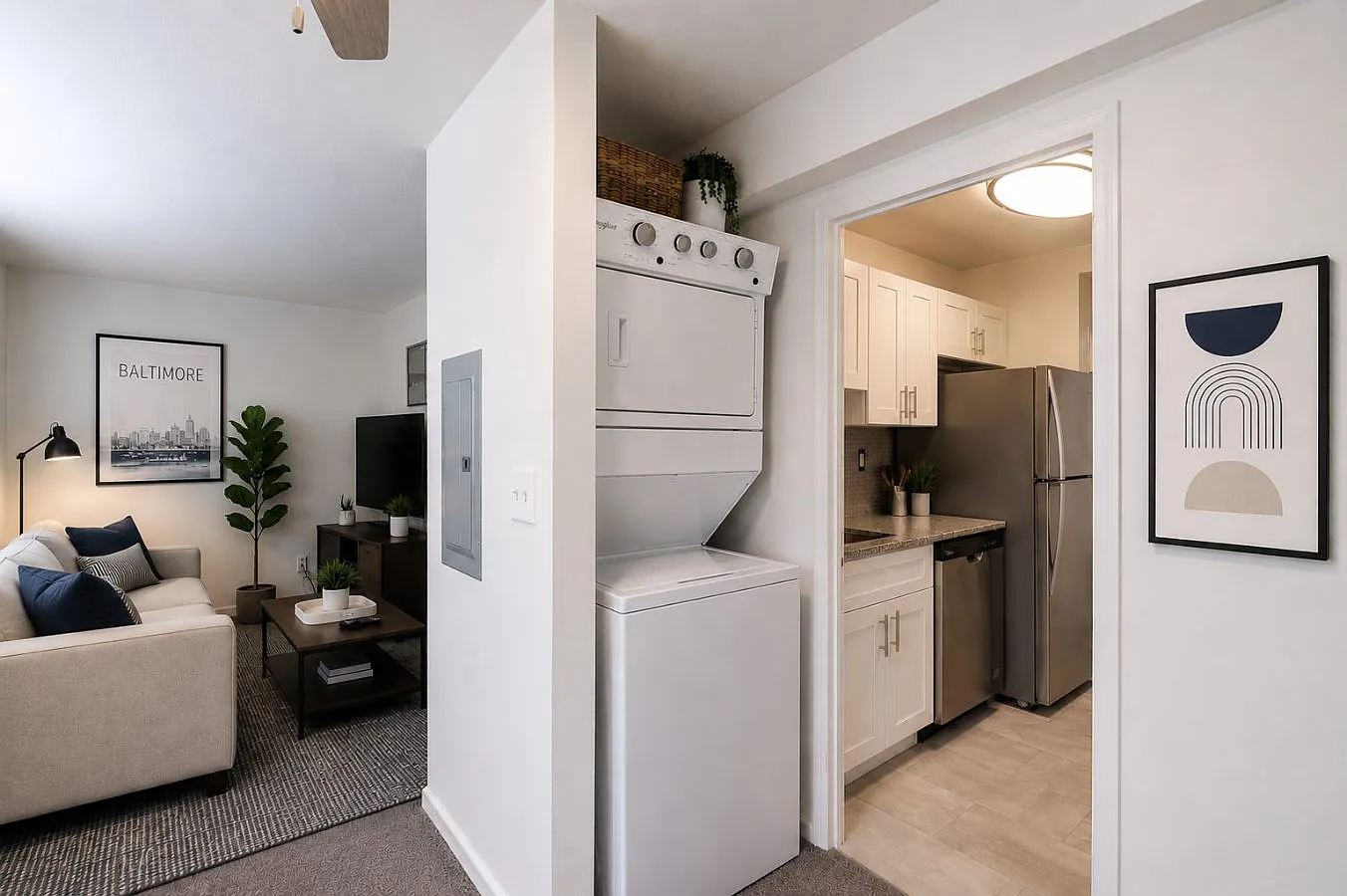 The Carlyle Apartment Homes — Photo 3