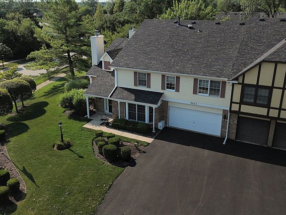2nd image of 9841 Cambridge Dr