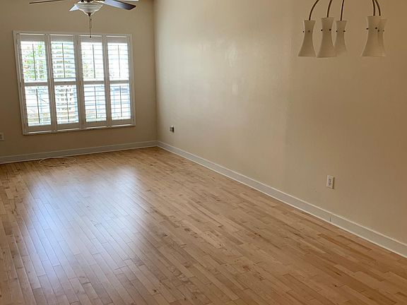 2nd image of 2452 Lake Woodberry Cir