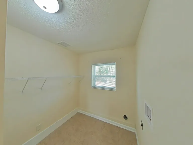3903-3915 NW Gainesville Rd — Photo 5