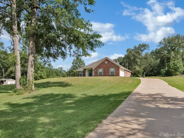 8669 Springridge Dr, Keithville, LA 71047