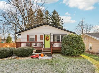 1240 Benton St, Barberton, OH 44203