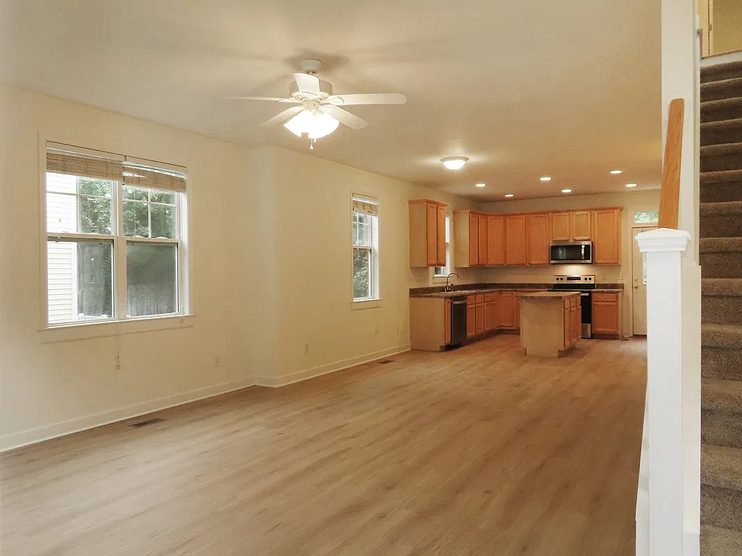 4 bed, 1800 sqft, $3,625 — Photo 2