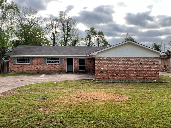 11121 Woodmere Dr, Shreveport, LA 71115