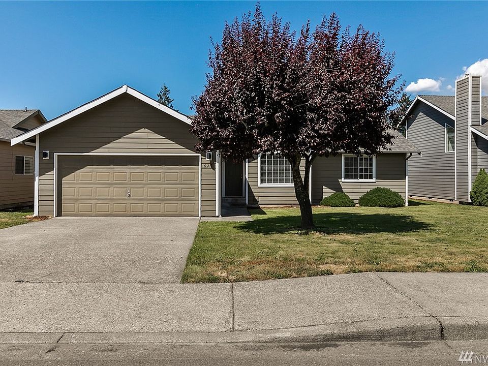 Welcome to Rachael Place. This tastefully updated rambler is plentiful in style, space, and convenience!