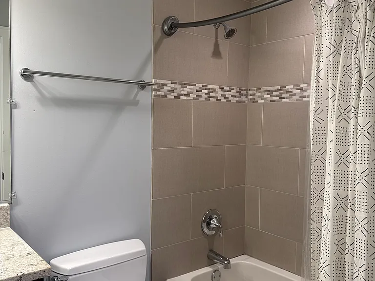 6212 S Greenwood Ave — Photo 11