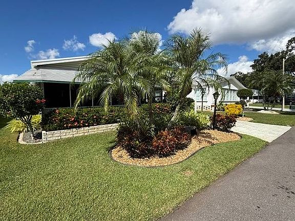 3rd image of 508 Town And Country Blvd