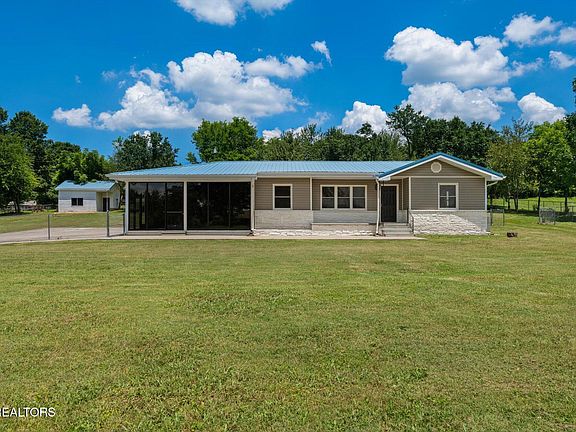 4th image of 212 Teague Dr