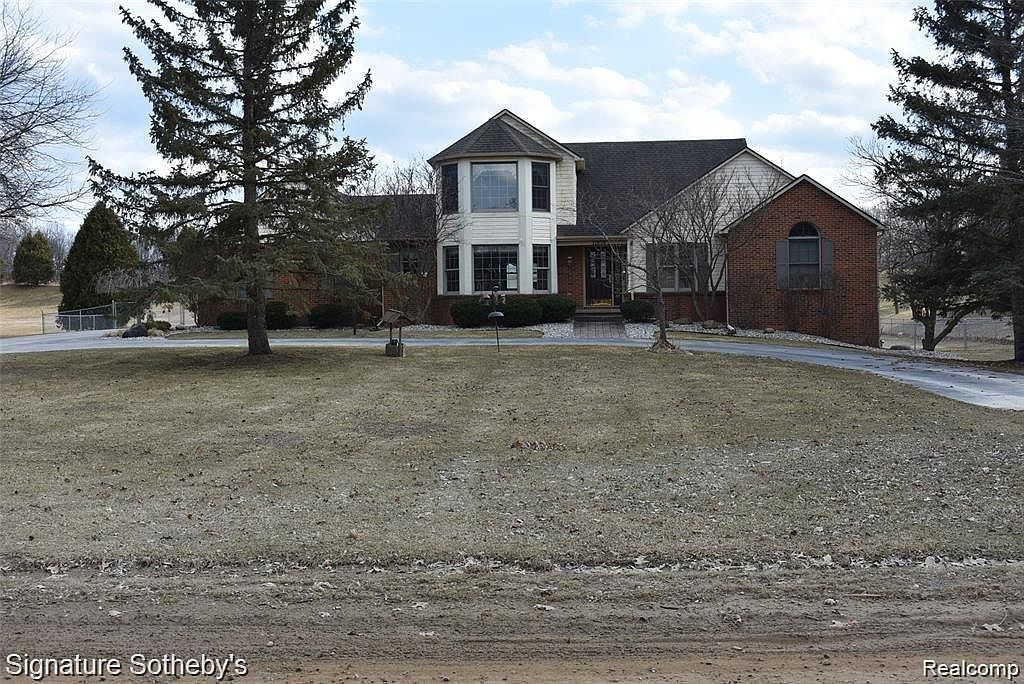 11836 Larkins Rd, Brighton, MI 48114 | Zillow