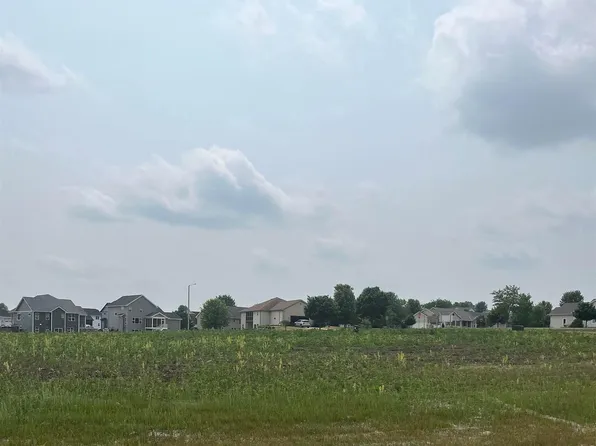 405 Michelle Lane #68, Cottage Grove, WI 53527