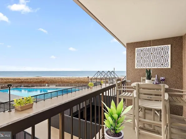 210 Georgetowne House Rd, Bethany Beach, DE 19930