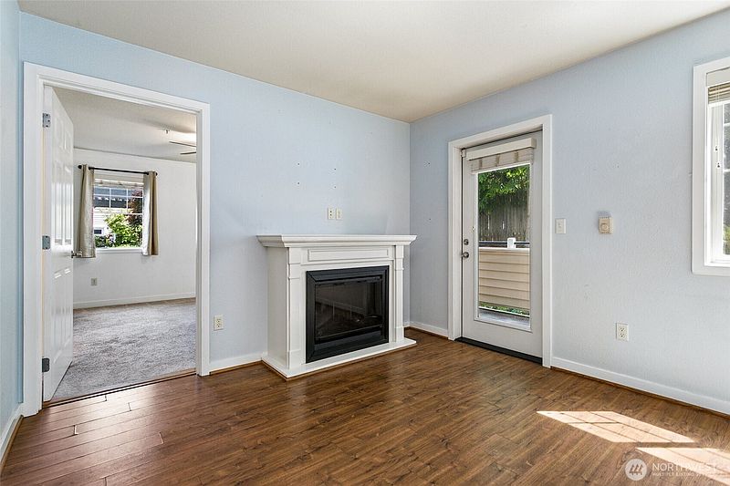 5th image of 13421 97th Avenue E #108