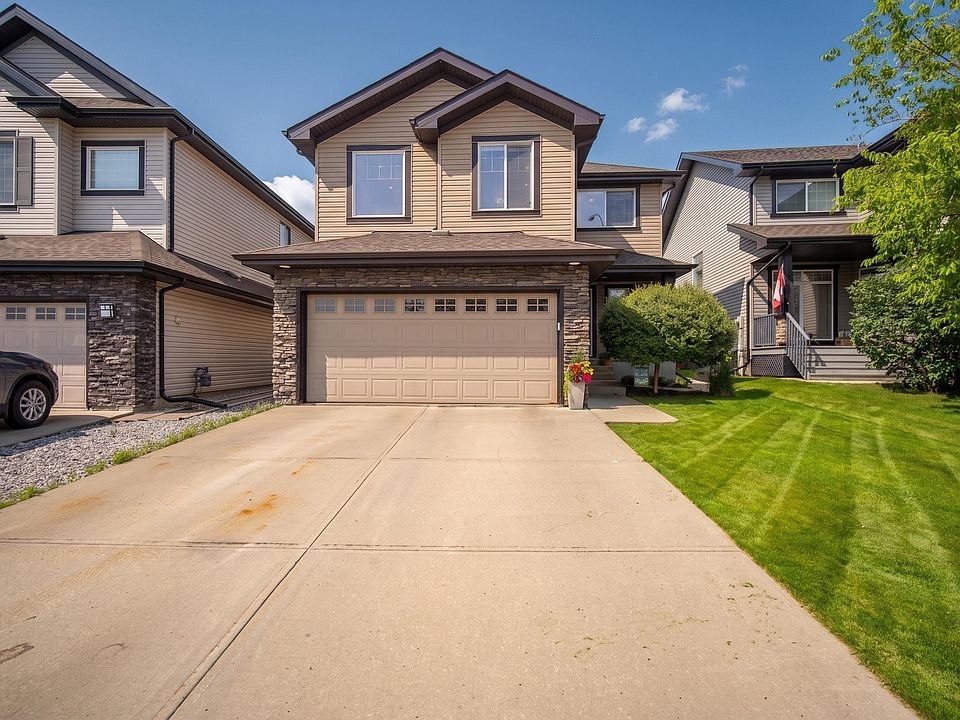 1st image of 424 Cascade Cres