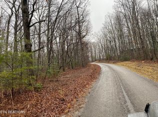 757 & 758 David Crockett Rd, Crossville, TN 38572