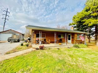 612 N Park Ave, Cuba, MO 65453