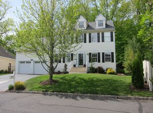 67 Rambling Dr, Scotch Plains, NJ 07076