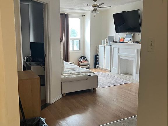 2nd image of 1292 Danforth Ave #3