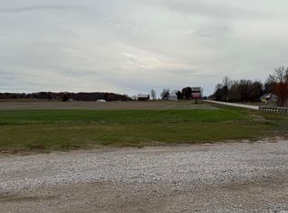 61 Saint Rd, Petersburg, IN 47567