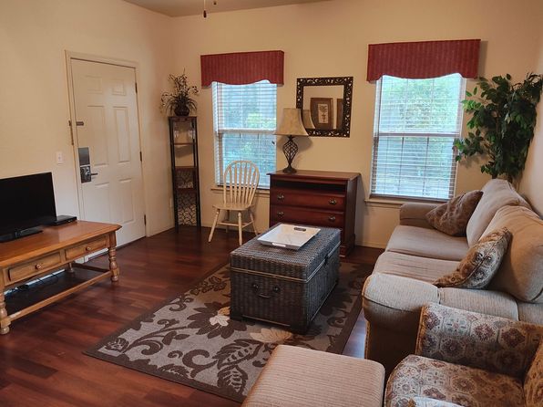 1001 Golf Dr APT 1