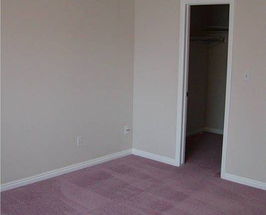 Huge master with walk in