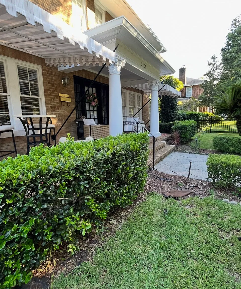 4 bed, 2.5 bath, 3607 sqft, $7,000 — Photo 2