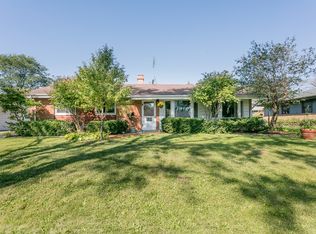 130 Princeton St, Hoffman Estates, IL 60169