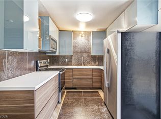 425 Vandalia St, Las Vegas, NV 89106