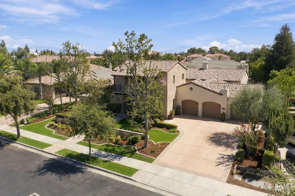 2114 Tiverton Drive 3
