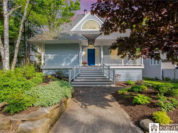 20 Gebbie Ave, Chautauqua, NY 14722