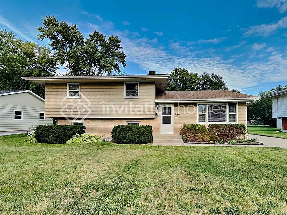 1st image of 625 N Edgelawn Dr
