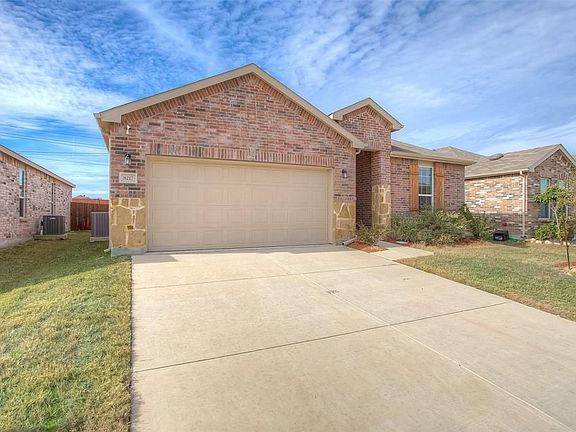 3rd image of 8217 Wildwest Dr