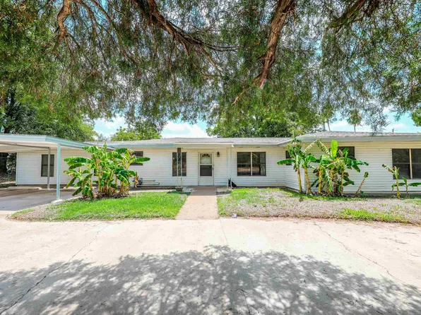 1511 E Cherry Hill Dr, Laredo, TX 78041